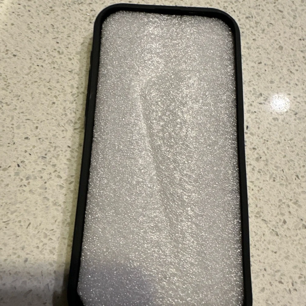 iphone 15 pro max case new black spider new in package drop proof